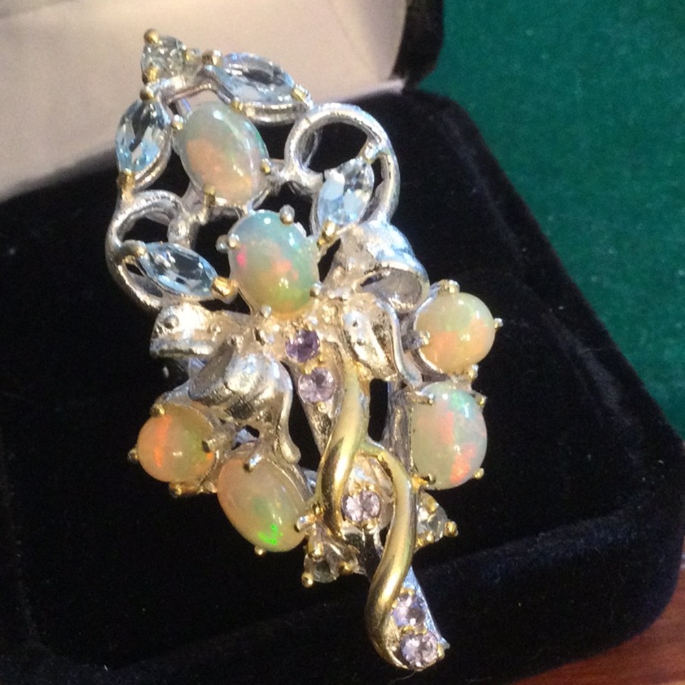 Outstanding Elegance, Genuine Natural Fiery Opal Ring - Picture 9 of 15